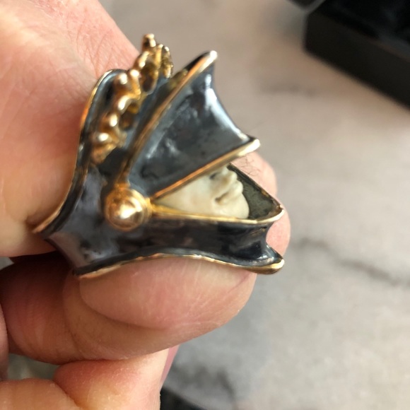 Hand Made Ring - Picture 4 of 5